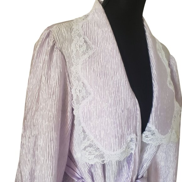 Vintage 1970s Lilac Textured Satin‎ Full Robe Lace Collar Delicate Feminine Glam - Picture 5 of 9